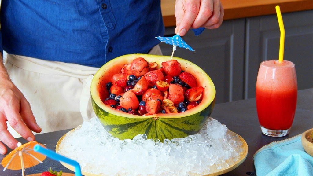 Con esta colorida obra de arte de frutas, la alegría en verano está garantizada